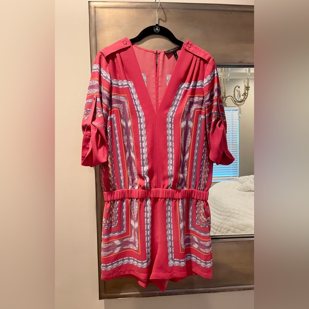 EUC BCBG MAX AZRIA GARNET COMBO SOREN TAPESTRY PRINT ROMPER YYU9D299/B739A SZ S